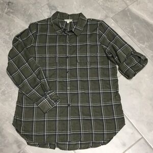 Max Studio Forest Green Plaid Women’s Shirt